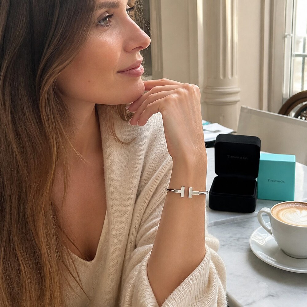 TIFFANY&CO Timeless Bracelet Style 1 | New with Box - Picture 8 of 9